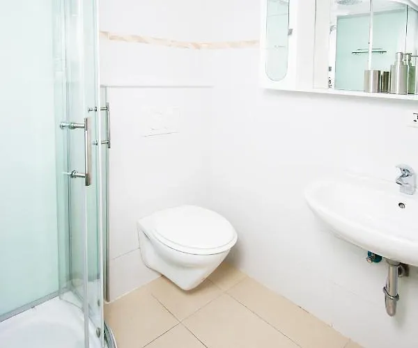 Mia Oda ve Kahvaltı